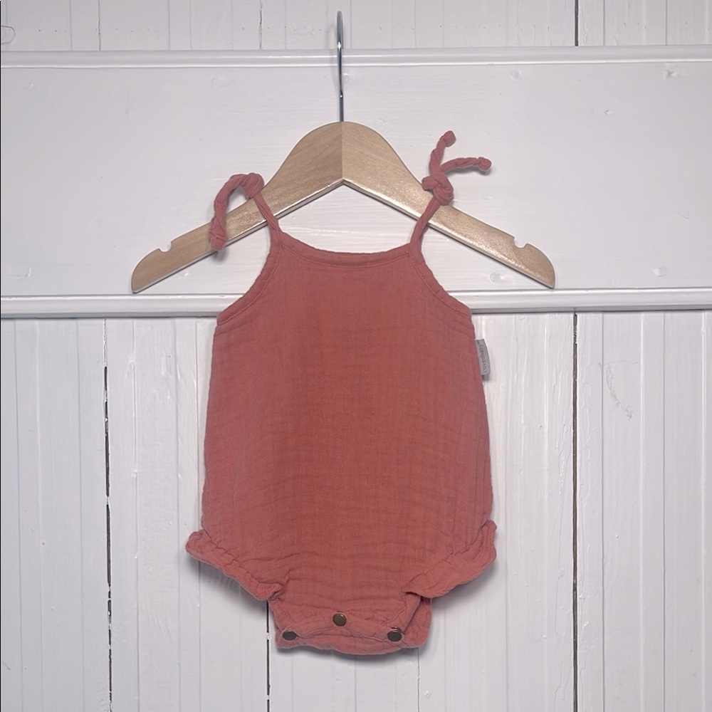 L’OVED BABY 100% Organic Cotton Muslin RuffleTie Strap Bubble